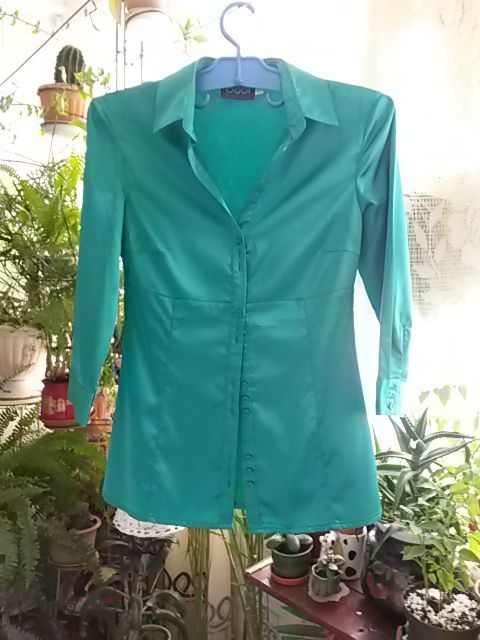 Продам  блузки..