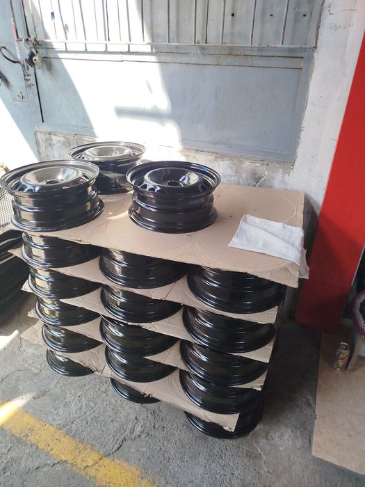 Kobolt Кобальт Cobalt R15 kotta yengil diskalari sotiladi.