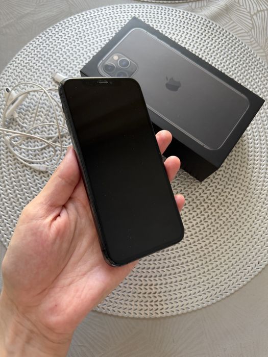 Срочно продам Iphone 11 pro