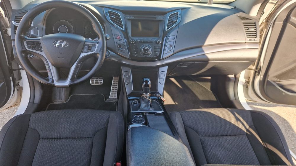 Hyundai i40 CW (Break) 1.7 CRDi Automat – 2012 – Întreținută, fără probleme tehnice