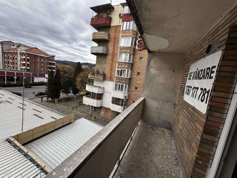 Apartament 2 camere circulare – ultracentral Zona Hotel Petrosani