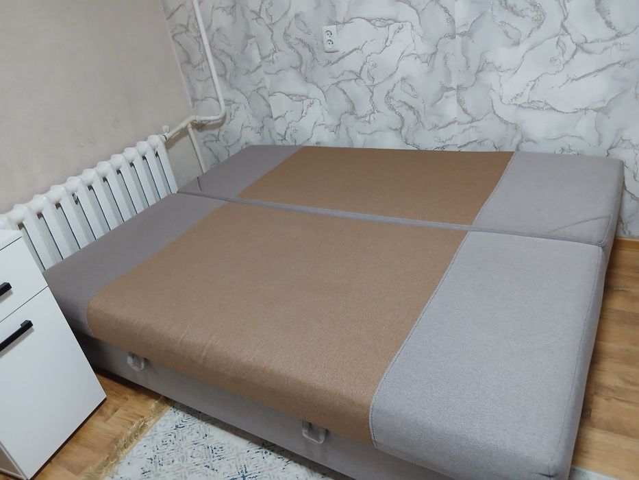 Продам тахту в отличном состоянии