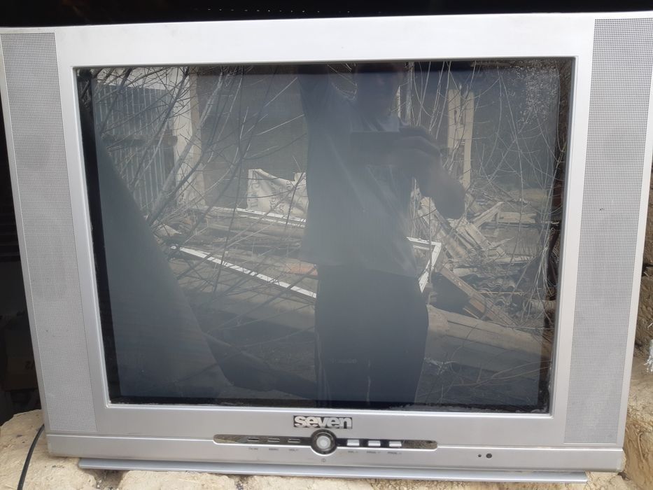 Продам телевизор SEVEN