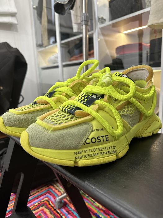 Продам кроссовки Lacoste