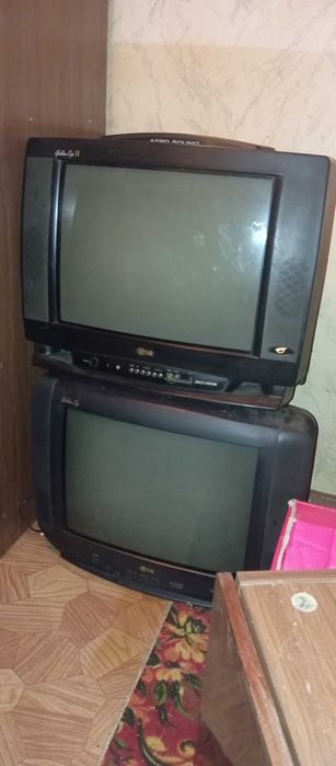 Продам рабочий телевизор LG, 5000тг