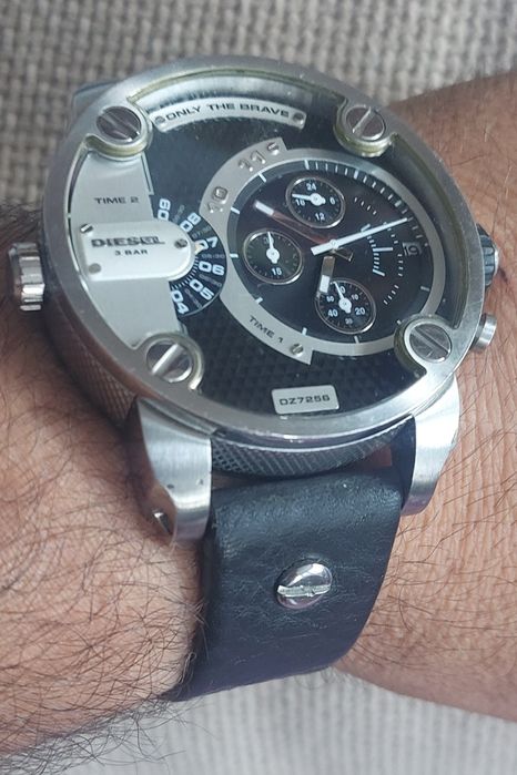 Часовник Diesel оригинален