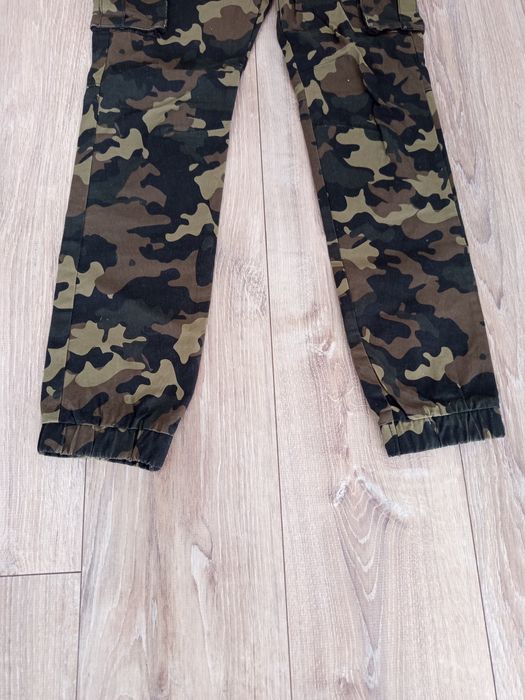 Детски камуфлажен панталон