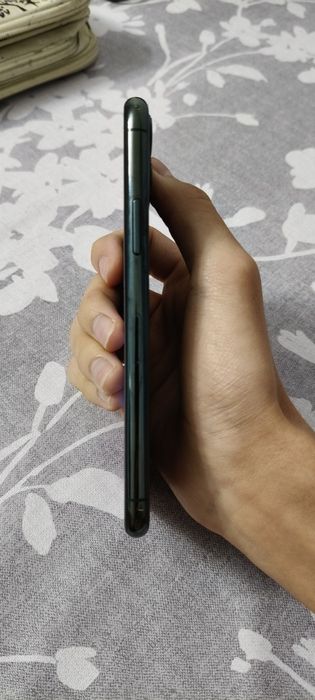 Продаю IPhone 11 pro 64гб