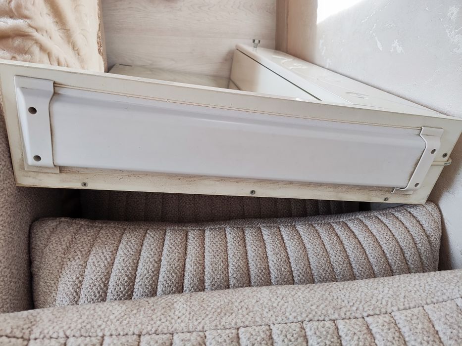 Продам зеркало для ванной