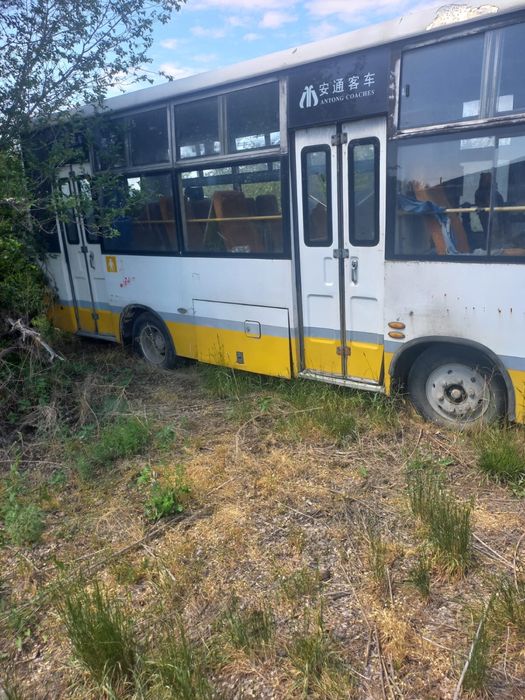 Продам автобус на запчасти