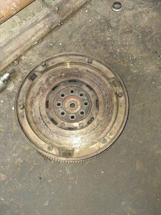 Маховик двухмассовои мерседес 124