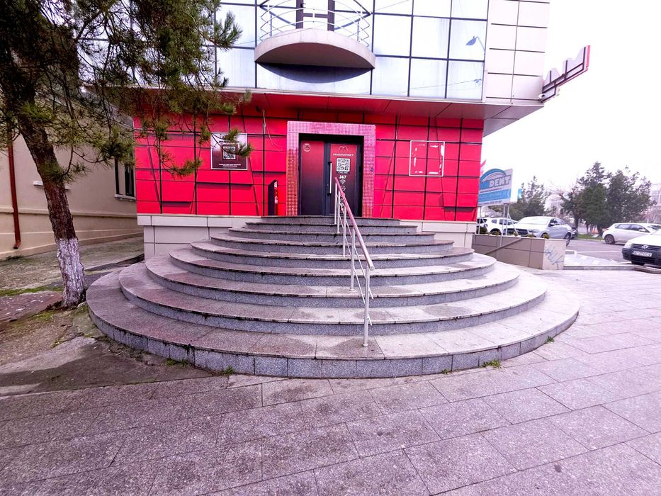Spatiu Comercial Parter Potcoava de Aur