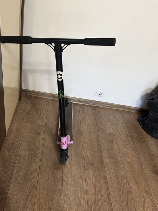 troineta de scheme freestyle district titus pink black