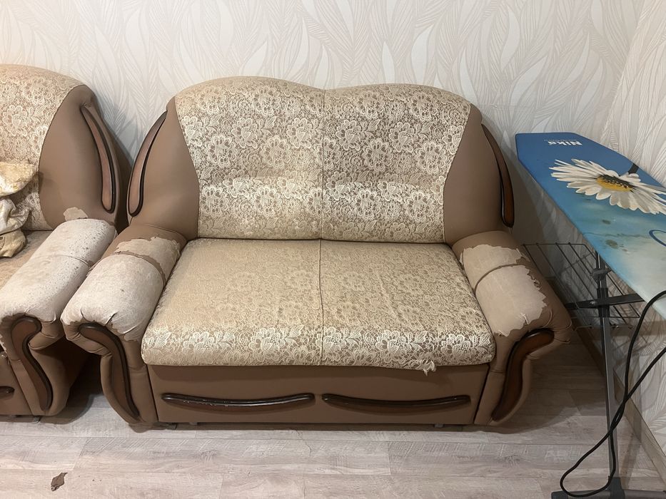 Продам диван и мини диван есть Торг. Самовывоз