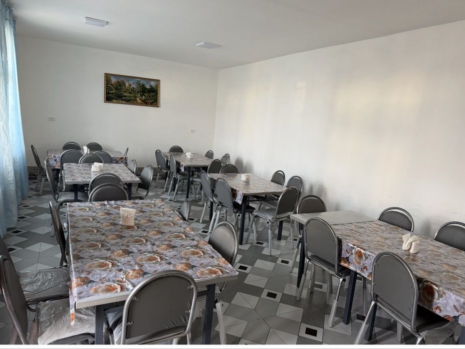 Продается сталовая и магазин