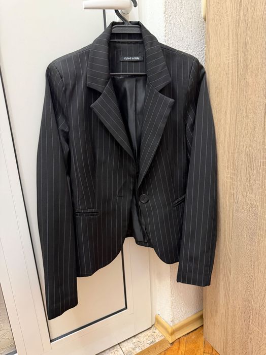 Ново дамско сако подходящо и S i XS