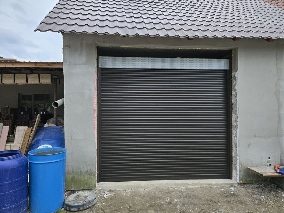 Usi garaj rulou aluminiu