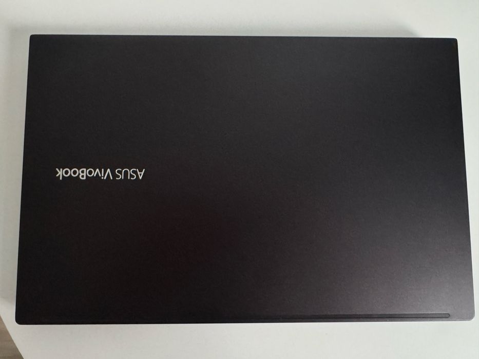 Laotop ASUS VivoBook 15 | Ryzen 7 4700U (8 nuclee)