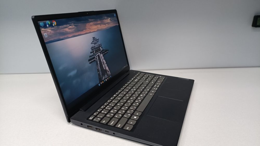 Ноутбук lenovo v15 g4 amn
