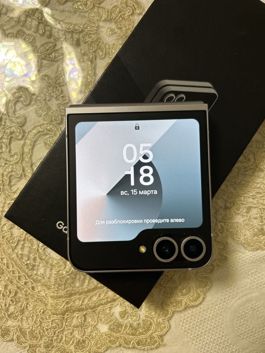 Samsung Galaxy Z Flip 6