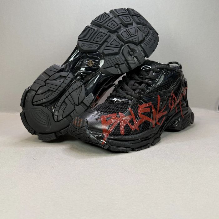 Balenciaga Runner "Graffiti Black Red" - НОВА НАЛИЧНОСТ!
