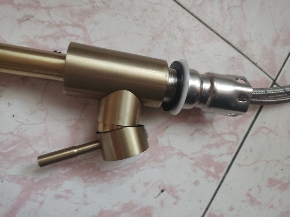 Vând baterie ca noua