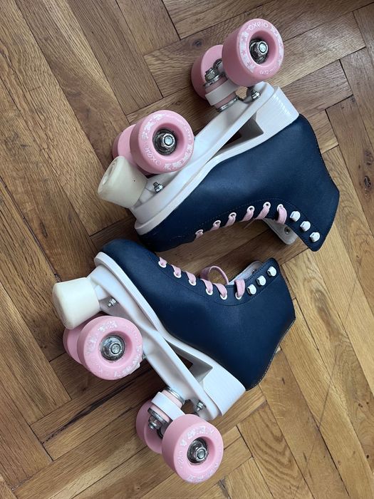 Ролкови кънки за момиче