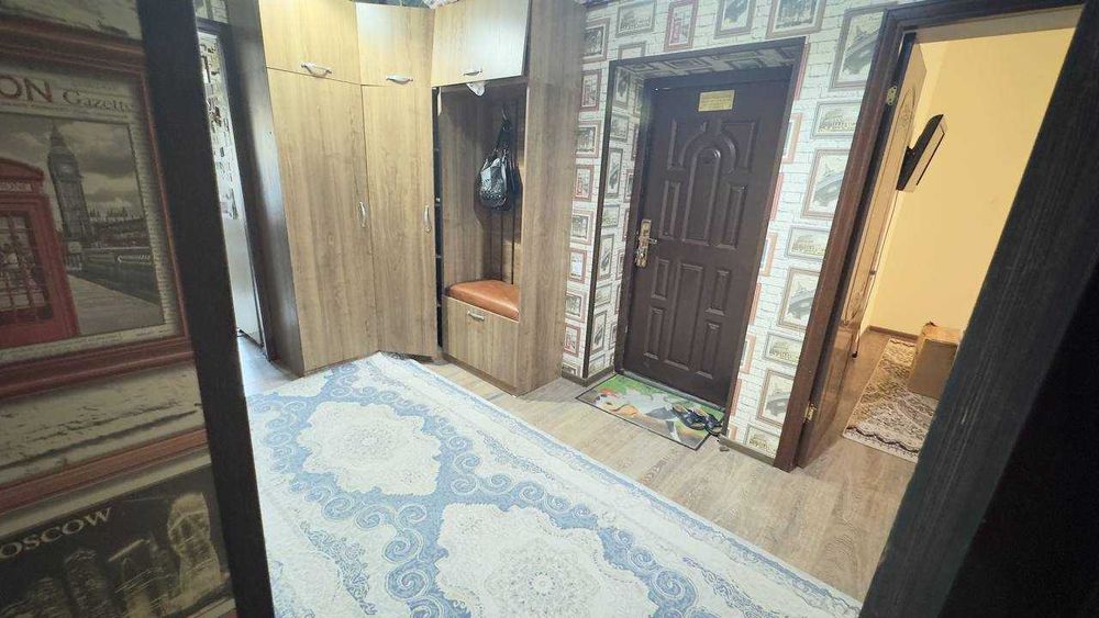 Продаётся 3-х  комнатная квартира