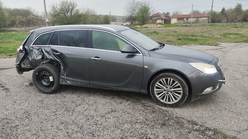 Opel insignia 2.0cdti НА ЧАСТИ