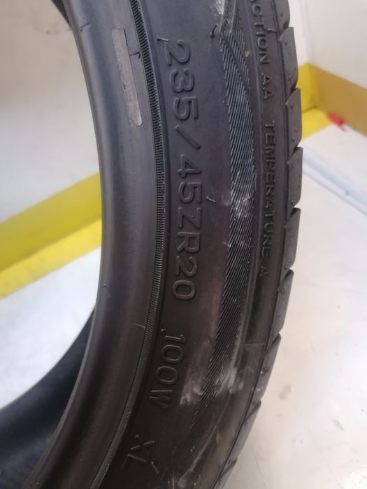 235/45/20. 2 *Nankang vara 100w dot 1516.   4, 11mm