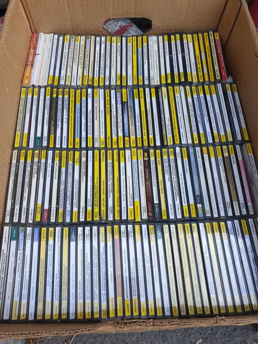 Vând 140 CD,muzica clasica Mahler,Wagner,Hayden,Verdi,Beethoven,Schubert,Tschaikowsky,Brahms,Handel, Listz,Mendelssohn,Ravel,Rosinni,Dvorak,Mozart