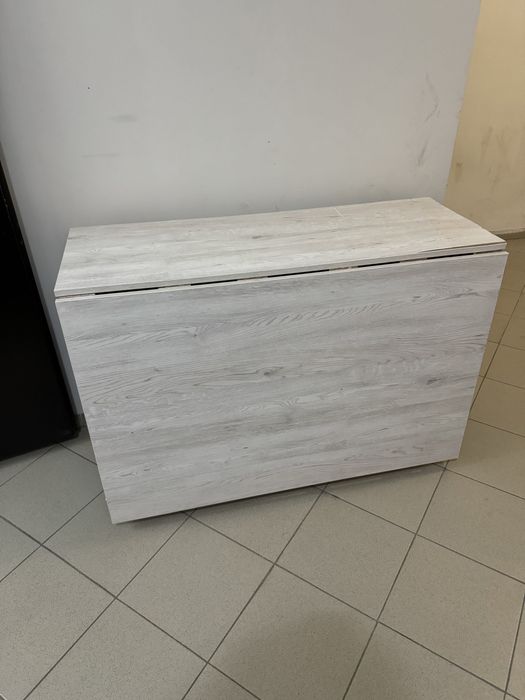 Продам стол 3м на 1,10м