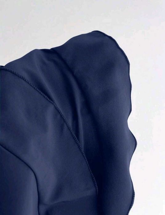 Тъмносин летен топ