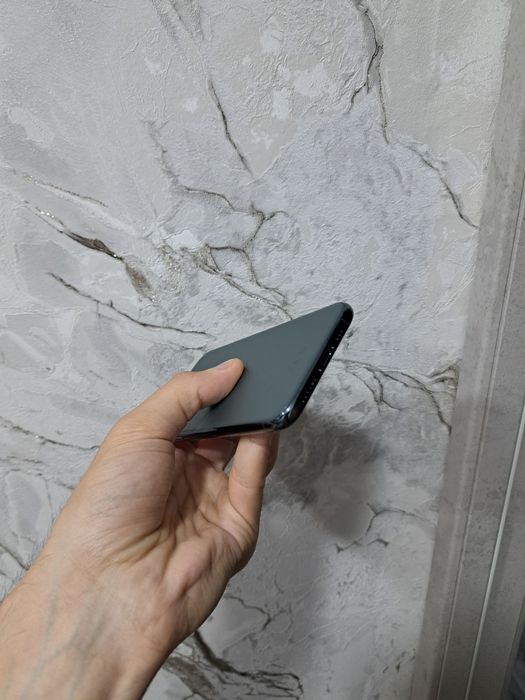 iPhone 11 pro очилмагян Ваккум холата