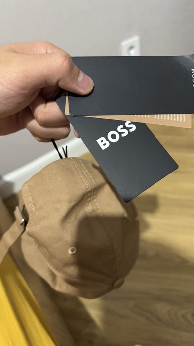 Кепка boss оригинал