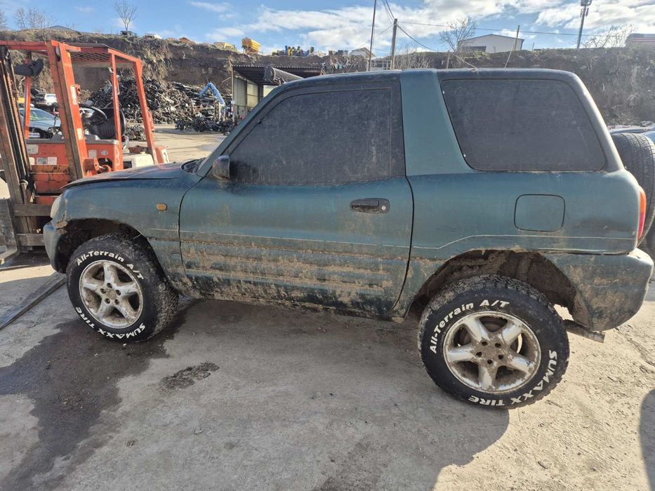 Тойота рав 4 на части