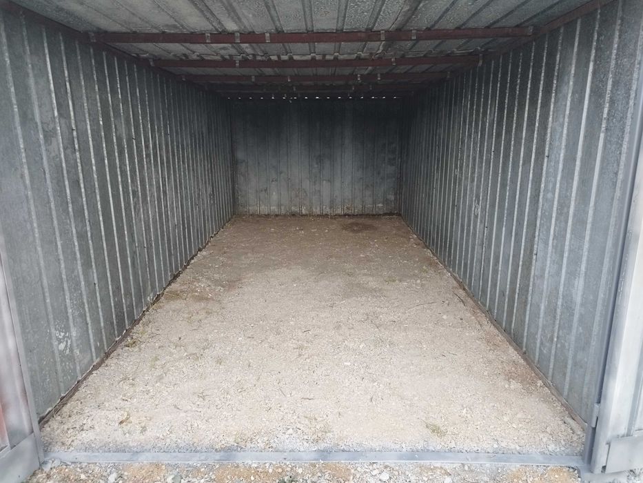 Гараж (метален) под наем