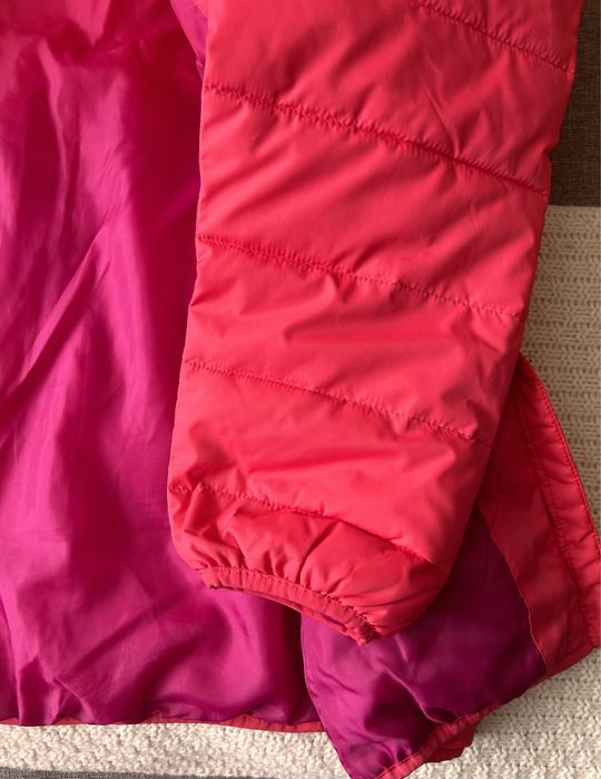 Продам куртку демисезонную