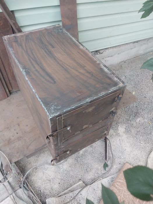 Продам буржуйку новая.