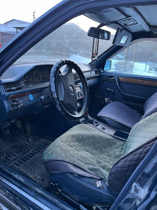 Мерседес бенз 124