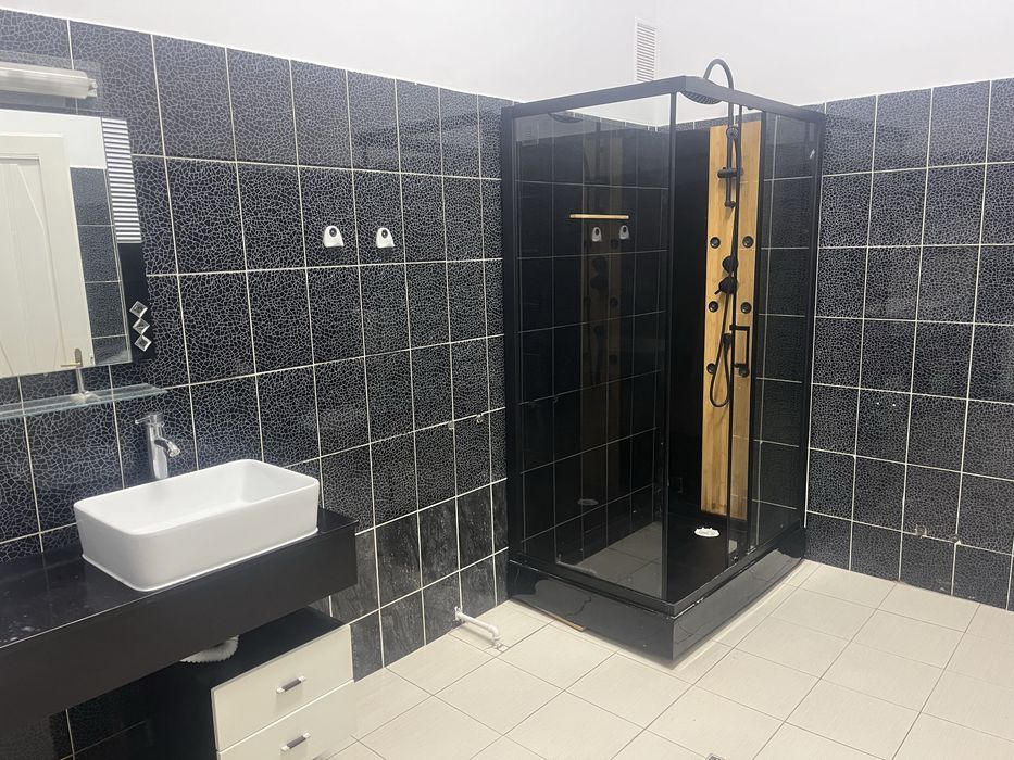 Dau in chirie spatiu pentru birou, cabinete etc in zona centrala