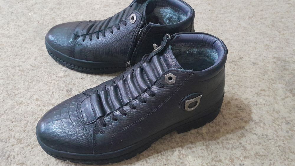 Продам бу недорого ботинки