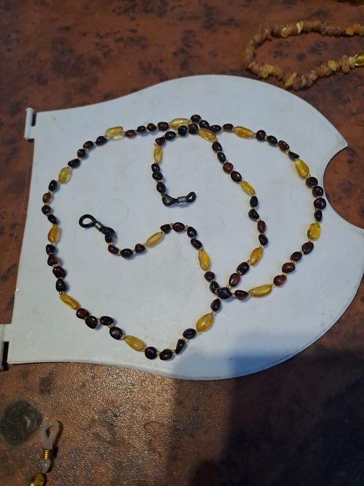 Бусы для очков из янтаря