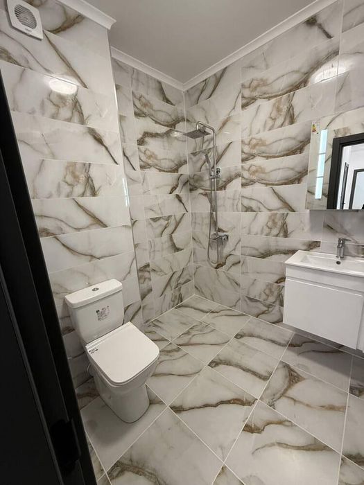 Дава се под наем Тристаен апартамент в Бургас, Славейков - 135 кв.м за 1196.97 € - Снимка #4