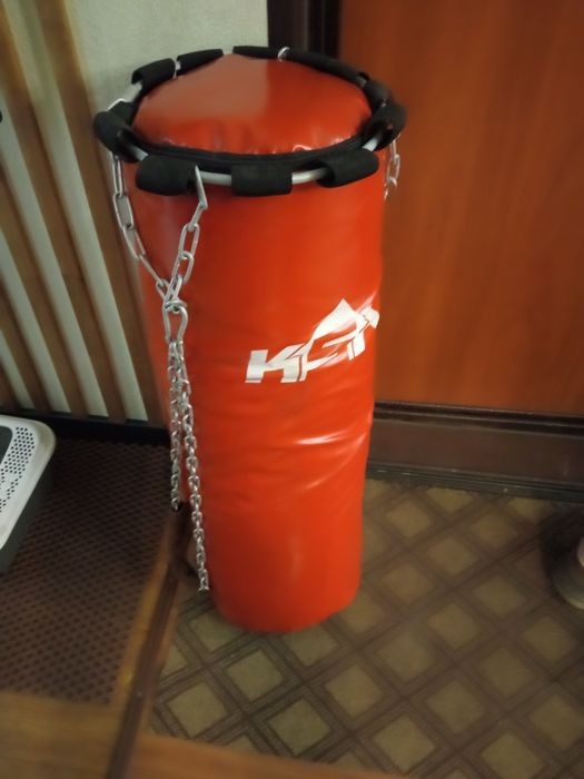 Груша для тренировок с подвесом