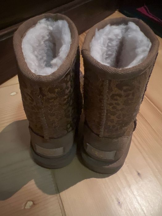 Ugg обувки оригинални за дете