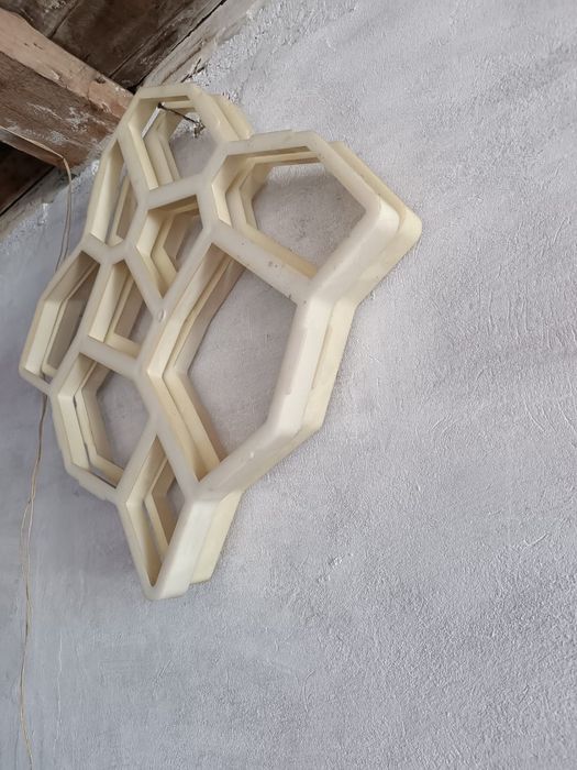 Продам форма для тратуара 2шт