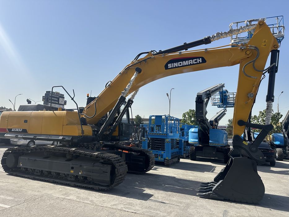 Гусеничный экскаватор  Sinomach GE365D    Ковш сиғими: 1.8 - 2.0 м³