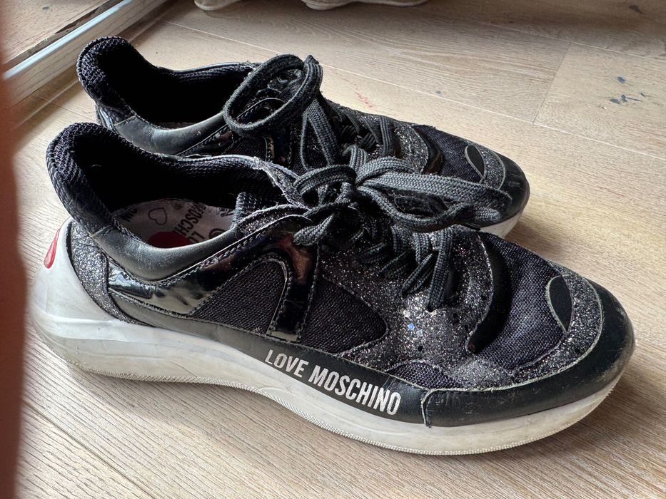 Дамски кецове Moschino