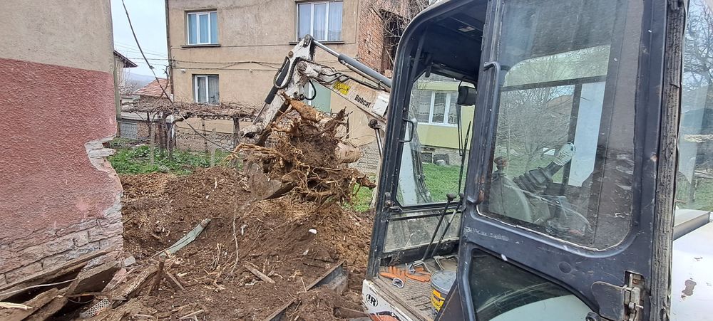 Услуги с мини багер и бобкат(самосвал)